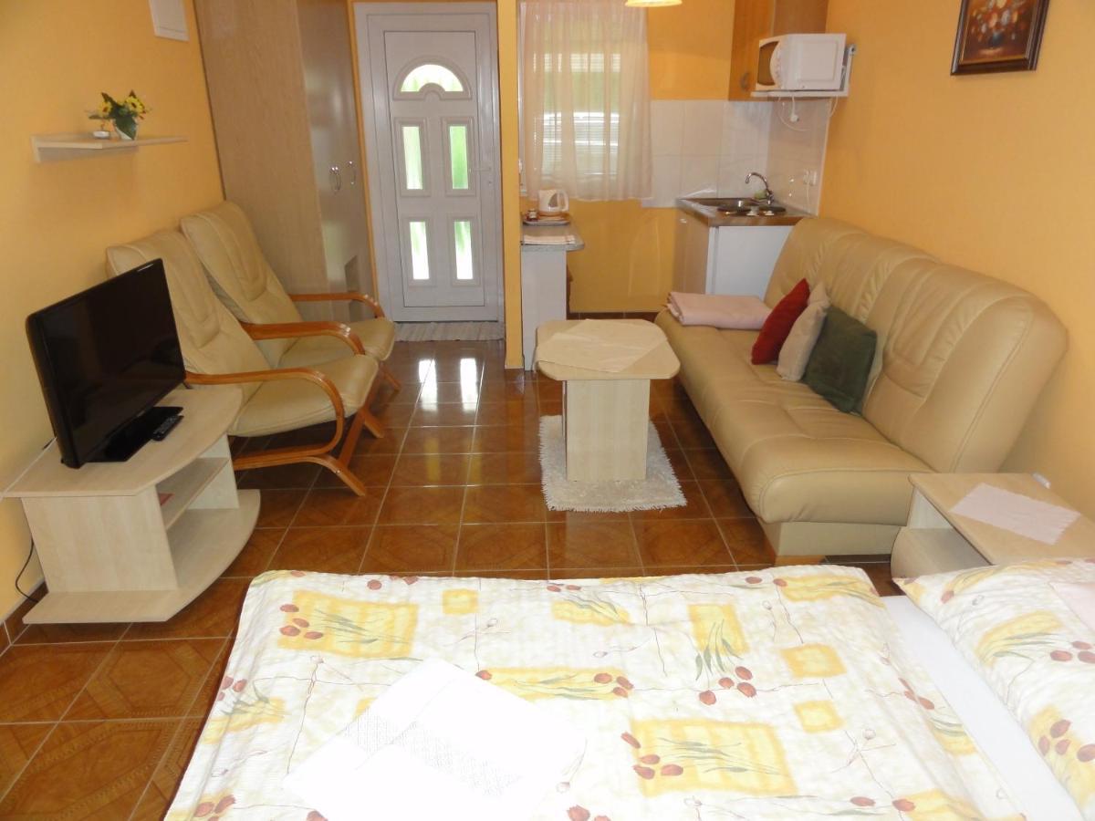 Apartmány Úsmev Veľký Meder Esterno foto